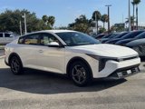 Used 2025 Kia K4 LXS image 4