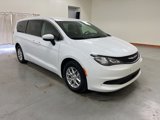 Used 2022 Chrysler Voyager LX image 2