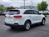 Used 2016 Kia Sorento LX w/ LX Convenience Package image 4