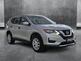 Used 2017 Nissan Rogue S image 3