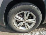 Used 2022 GMC Terrain SLE w/ Driver Convenience Package image 4