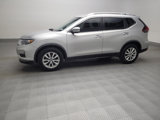 Used 2019 Nissan Rogue SV image 2