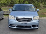 Used 2013 Chrysler Town & Country Touring image 2