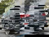 Used 2022 Volkswagen Taos SE image 4