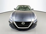 Used 2020 Nissan Altima 2.5 SV image 2