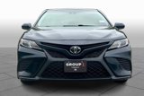 Used 2018 Toyota Camry SE w/ Moonroof Package image 3