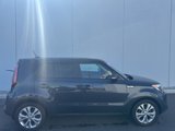 Used 2016 Kia Soul ! image 2