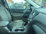 Used 2019 Chevrolet Equinox LT image 3