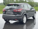 Used 2020 Nissan Rogue Sport SV w/ All-Weather Package image 3