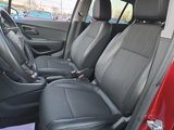 Used 2022 Chevrolet Trax LT w/ LT Convenience Package image 2
