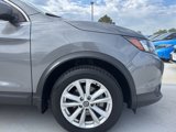 Used 2019 Nissan Rogue Sport S image 2