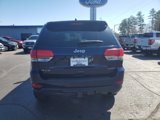 Used 2017 Jeep Grand Cherokee Laredo w/ Quick Order Package 23E image 6