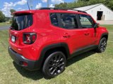 Used 2023 Jeep Renegade Latitude image 3