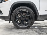 Used 2020 Jeep Cherokee Limited image 3
