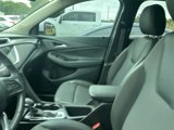 Used 2022 Buick Encore GX Select image 5