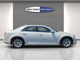 Used 2015 Chrysler 300 Limited w/ Driver Convenience Group image 5