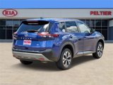 Used 2022 Nissan Rogue SV image 4