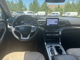 Used 2024 Ford Explorer Limited image 2