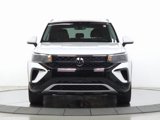 Used 2023 Volkswagen Taos SE w/ Panoramic Sunroof Package image 2