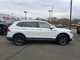 Used 2022 Volkswagen Tiguan SE w/ Panoramic Sunroof Package image 6