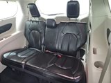 Used 2022 Chrysler Pacifica Touring-L image 4