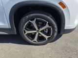 New 2025 Volkswagen Tiguan SE image 2