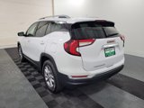 Used 2022 GMC Terrain SLT w/ Tech Package image 5