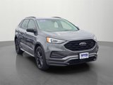 Used 2022 Ford Edge SE w/ Black Appearance Package image 3