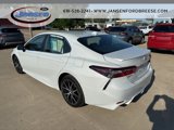 Used 2024 Toyota Camry SE image 4