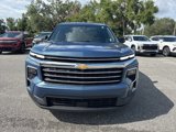 Used 2025 Chevrolet Traverse LT image 3