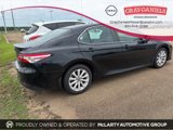 Used 2018 Toyota Camry LE image 4