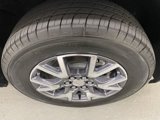 Used 2022 GMC Acadia SLT w/ Technology Package image 4