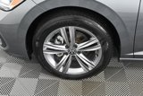 Used 2023 Volkswagen Jetta SE w/ Panoramic Sunroof Package image 3