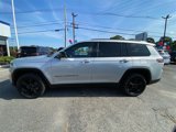 Used 2022 Jeep Grand Cherokee L Laredo image 4
