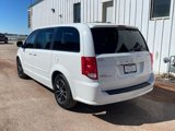 Used 2016 Dodge Grand Caravan SXT image 3