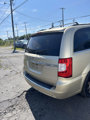Used 2011 Chrysler Town & Country Touring-L w/ Entertainment Group #2 image 4