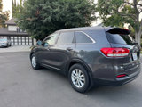 Used 2017 Kia Sorento LX w/ LX Convenience Package image 4