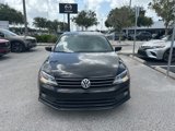 Used 2016 Volkswagen Jetta Sport image 2
