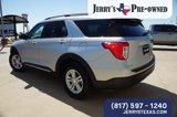 Used 2021 Ford Explorer XLT image 2