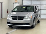 Used 2016 Dodge Grand Caravan SXT w/ UConnect Hands-Free Group image 3