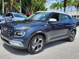 Used 2021 Hyundai Venue image 3