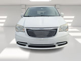 Used 2015 Chrysler Town & Country Touring w/ Driver Convenience Group image 2