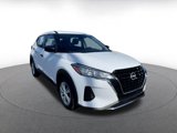 Used 2024 Nissan Kicks S image 3