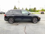 Used 2022 Volkswagen Tiguan S image 2