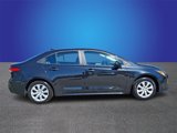 Used 2022 Toyota Corolla LE image 2