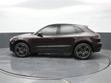 Certified 2021 Porsche Macan image 2