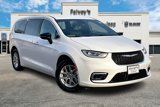 New 2025 Chrysler Pacifica Select w/ Uconnect Theater Family Group image 2