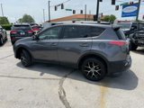 Used 2018 Toyota RAV4 SE image 4