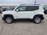 Used 2017 Jeep Renegade Latitude image 3