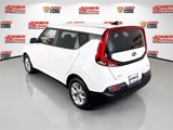 Used 2021 Kia Soul S image 2